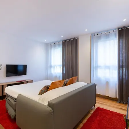 Unamuno By Living 아파트