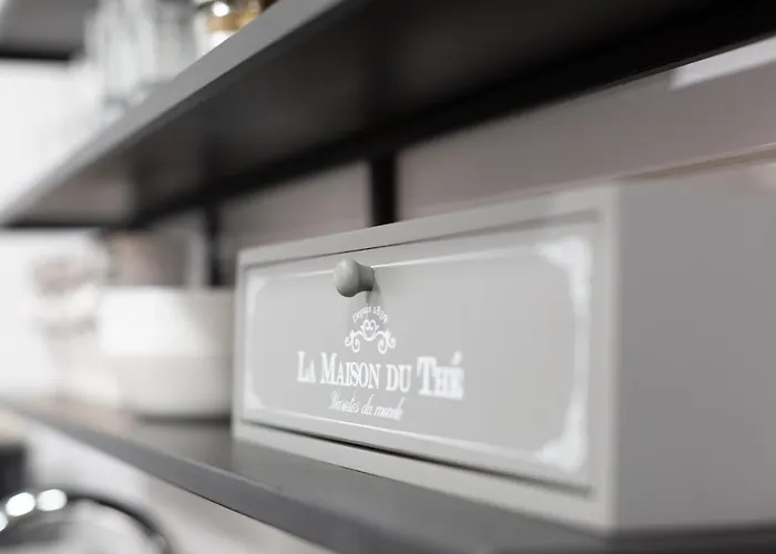 Unamuno By Living Бильбао